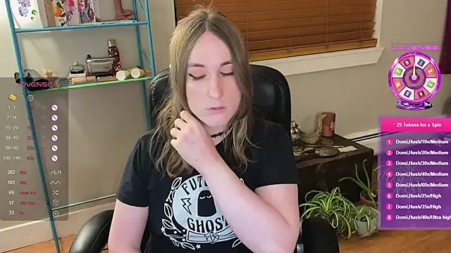 luluvaladon online show from 01-21-25, 05:27