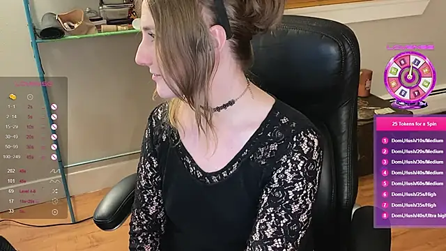 luluvaladon online show from 02-04-25, 03:44