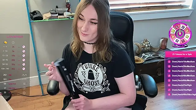 luluvaladon online show from 02-28-25, 08:50