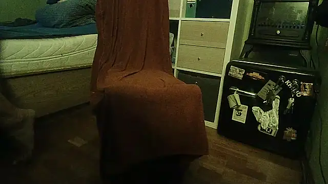 Snapshot of NiceHunter89 chatting on 03-10-26, 08:14 NiceHunter89 online show from 03-10-26, 08:14