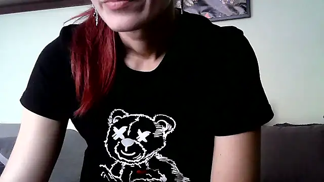 Snapshot of Katesweetkate chatting on 05-12-26, 07:05 Katesweetkate online show from 05-12-26, 07:05