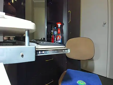 Angelchezcka online show from 04-04-26, 05:16