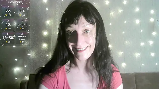 Snapshot of MarieODahliaS chatting on 10-24-25, 10:11 MarieODahliaS online show from 10-24-25, 10:11