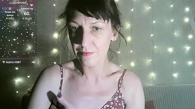 Snapshot of MarieODahliaS chatting on 11-01-25, 08:05 MarieODahliaS online show from 11-01-25, 08:05