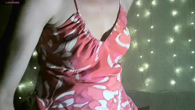 Snapshot of MarieODahliaS chatting on 11-10-25, 10:03 MarieODahliaS online show from 11-10-25, 10:03