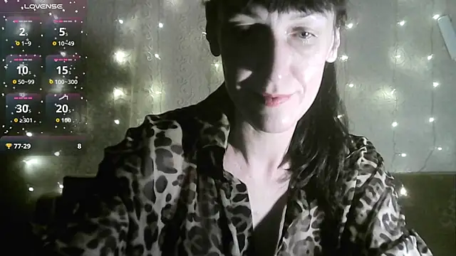 Snapshot of MarieODahliaS chatting on 11-12-25, 11:21 MarieODahliaS online show from 11-12-25, 11:21