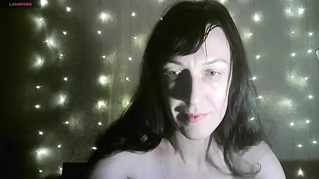 Snapshot of MarieODahliaS chatting on 11-17-25, 11:49 MarieODahliaS online show from 11-17-25, 11:49