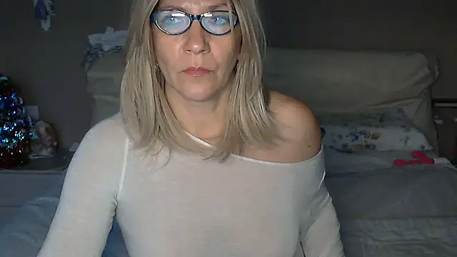 Snapshot of -K-- chatting on 01-02-25, 02:24 -K-- online show from 01-02-25, 02:24