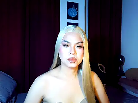 Snapshot of MistressLuna1 chatting on 02-26-26, 01:26 MistressLuna1 online show from 02-26-26, 01:26