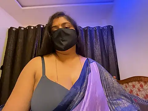 Snapshot of Love_4Sex chatting on 02-21-25, 05:13 Love 4Sex online show from 02-21-25, 05:13