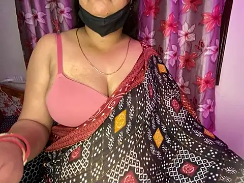 Snapshot of Love_4Sex chatting on 02-26-25, 05:20 Love 4Sex online show from 02-26-25, 05:20