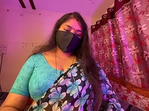 Snapshot of Love_4Sex chatting on 12-14-25, 05:57 Love 4Sex online show from 12-14-25, 05:57