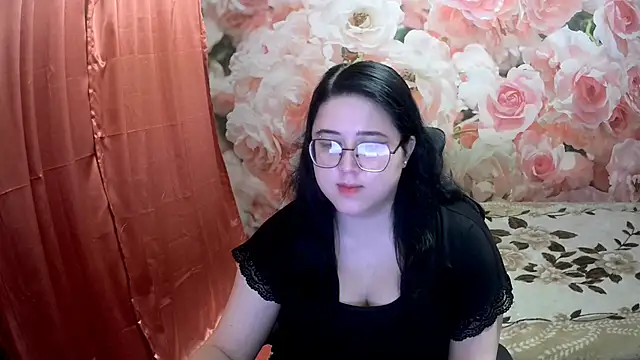Snapshot of OverseerX chatting on 12-02-24, 12:52 OverseerX online show from 12-02-24, 12:52
