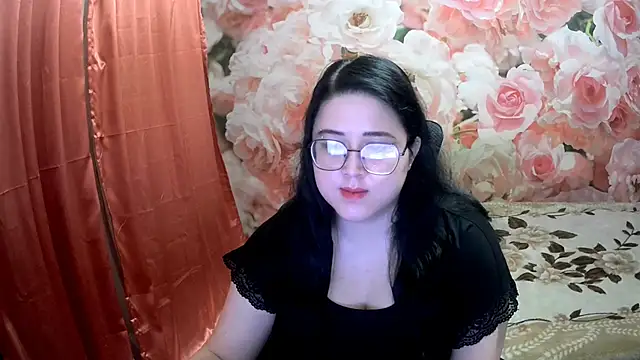 Snapshot of OverseerX chatting on 12-02-24, 03:58 OverseerX online show from 12-02-24, 03:58
