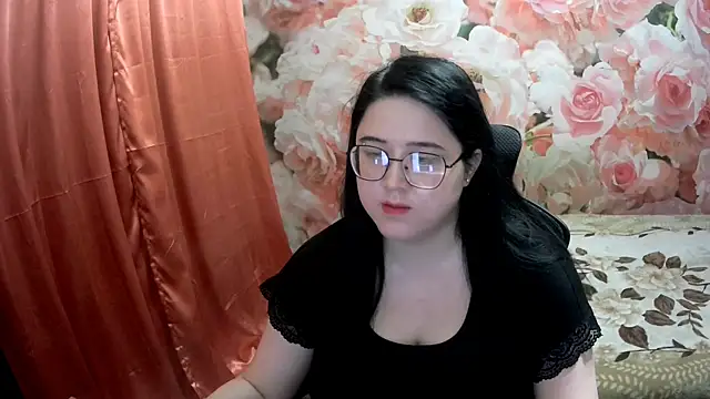 Snapshot of OverseerX chatting on 12-04-24, 01:42 OverseerX online show from 12-04-24, 01:42