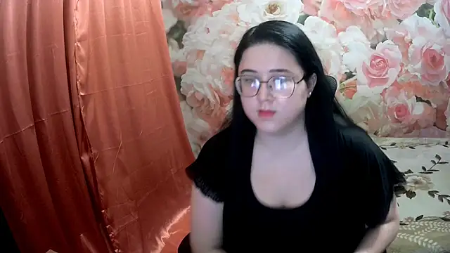 Snapshot of OverseerX chatting on 12-05-24, 04:55 OverseerX online show from 12-05-24, 04:55