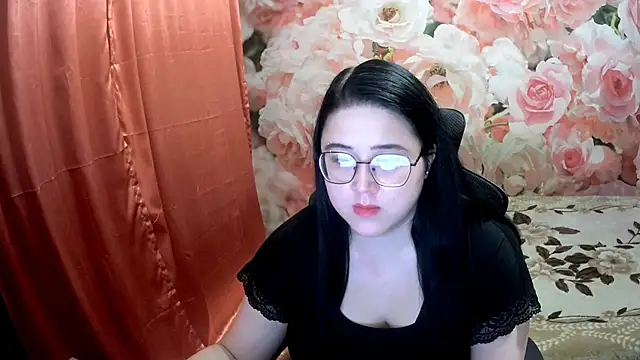 Snapshot of OverseerX chatting on 12-09-24, 12:19 OverseerX online show from 12-09-24, 12:19