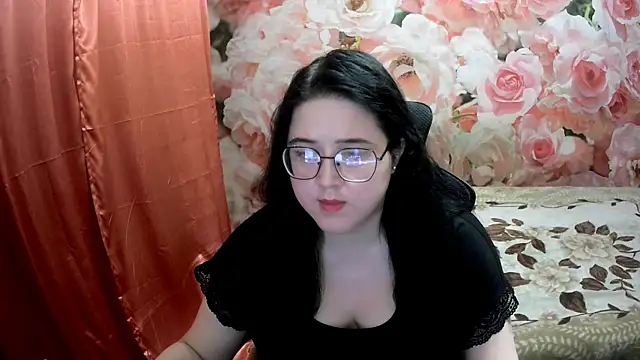 Snapshot of OverseerX chatting on 12-18-24, 01:26 OverseerX online show from 12-18-24, 01:26