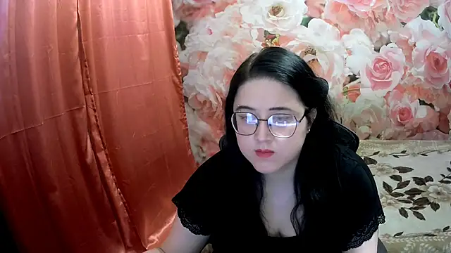 Snapshot of OverseerX chatting on 12-23-24, 11:47 OverseerX online show from 12-23-24, 11:47