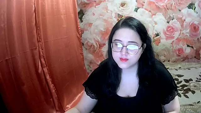 Snapshot of OverseerX chatting on 12-23-24, 02:50 OverseerX online show from 12-23-24, 02:50
