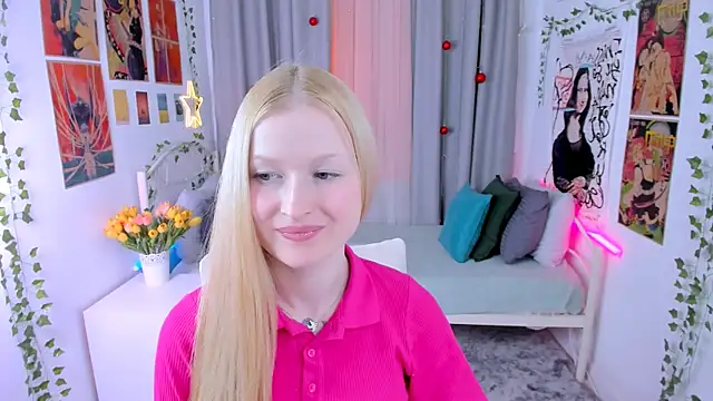 Laly Peach online show from 12-13-24, 02:27