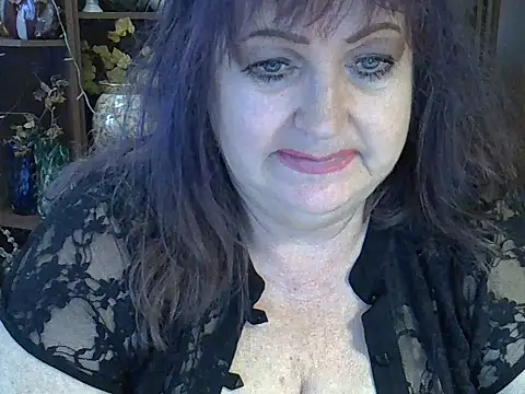 Snapshot of ElenaZed chatting on 01-24-25, 10:32 ElenaZed online show from 01-24-25, 10:32