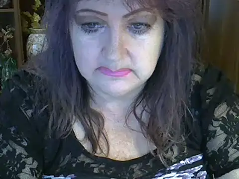 Snapshot of ElenaZed chatting on 01-31-25, 08:01 ElenaZed online show from 01-31-25, 08:01