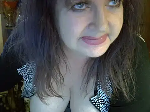 Snapshot of ElenaZed chatting on 02-15-25, 04:34 ElenaZed online show from 02-15-25, 04:34