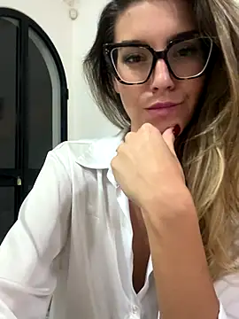 nicole 98 online show from 12-03-25, 10:41