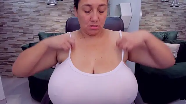 Snapshot of Sharon_tits chatting on 11-23-25, 11:54 Sharon tits online show from 11-23-25, 11:54