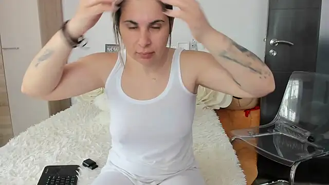 sweetemy4u online show from 04-24-26, 08:28