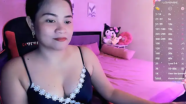 yenyen  online show from 04-13-26, 03:01