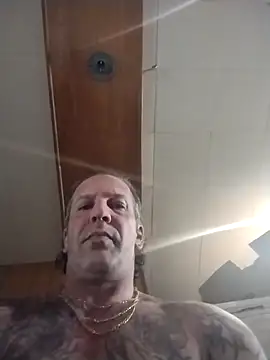 Snapshot of trucker1979 chatting on 04-26-26, 10:40 trucker1979 online show from 04-26-26, 10:40