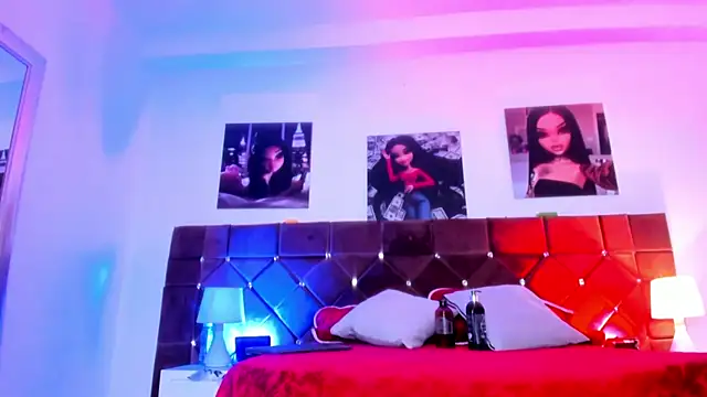 Snapshot of Ariana_lopezz chatting on 02-07-25, 12:39 Ariana lopezz online show from 02-07-25, 12:39