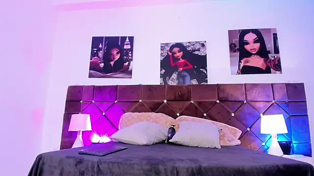 Snapshot of Ariana_lopezz chatting on 03-04-25, 12:22 Ariana lopezz online show from 03-04-25, 12:22