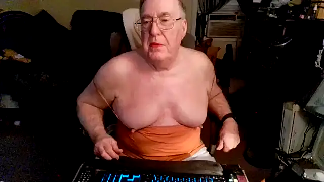 Toastir online show from 09-27-25, 08:03