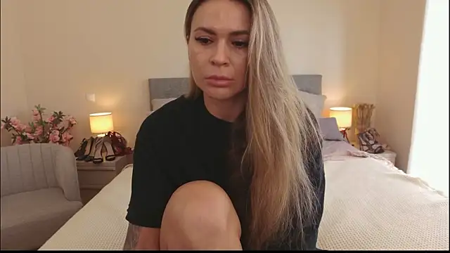 your poison-girl online show from 02-02-26, 01:10