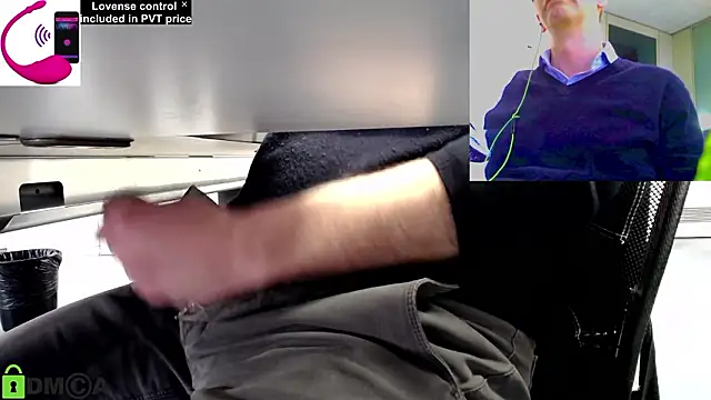 Snapshot of pliko chatting on 03-17-26, 04:21 pliko online show from 03-17-26, 04:21