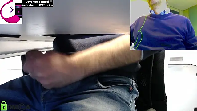 Snapshot of pliko chatting on 03-31-26, 09:21 pliko online show from 03-31-26, 09:21