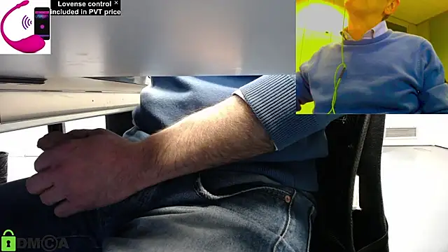 Snapshot of pliko chatting on 04-01-26, 10:27 pliko online show from 04-01-26, 10:27