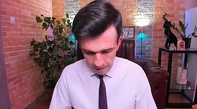 SteveTiger online show from 01-24-25, 10:43