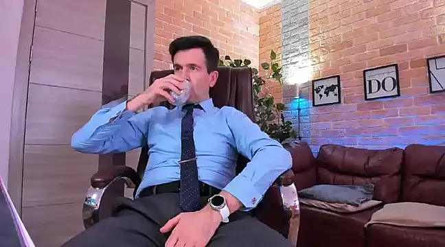 SteveTiger online show from 01-26-25, 12:22