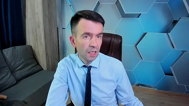 SteveTiger online show from 11-13-25, 02:49