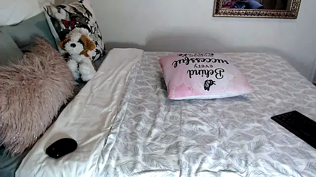 Snapshot of FitSelina66 chatting on 03-10-25, 03:20 FitSelina66 online show from 03-10-25, 03:20