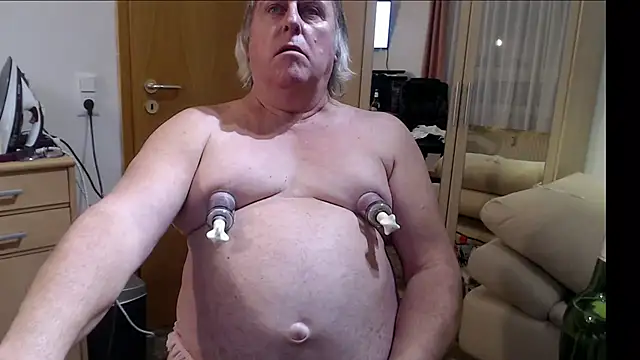 Sissygera online show from 01-06-25, 04:34