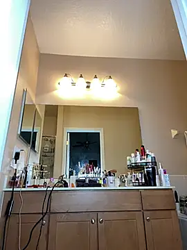 PhotoBabe online show from 02-10-25, 12:19