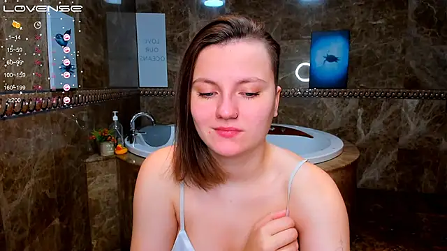 MelindaTin online show from 11-30-25, 12:14