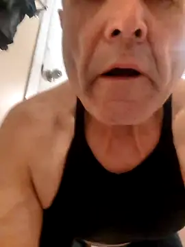 Snapshot of bobby69cock chatting on 05-31-26, 02:42 bobby69cock online show from 05-31-26, 02:42