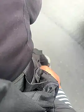 Ixchel Anaid online show from 11-26-25, 12:39