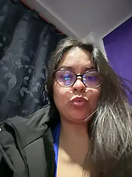 Snapshot of Ixchel_Anaid chatting on 07-19-26, 03:21 Ixchel Anaid online show from 07-19-26, 03:21